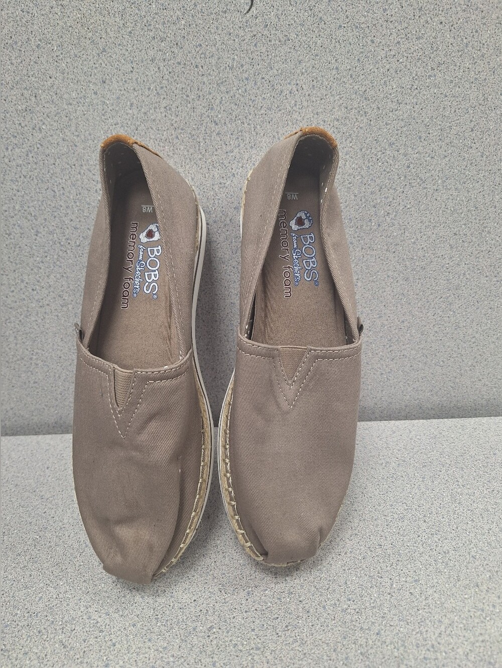 BOBS by Skechers Taupe Slip-On Espadrille Flats Size 8M